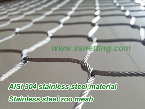 Why do we choose 304 as material for stainless steel zoo mesh?