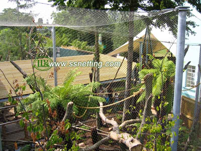 Stainless Steel Woven Mesh in Zoos Construction